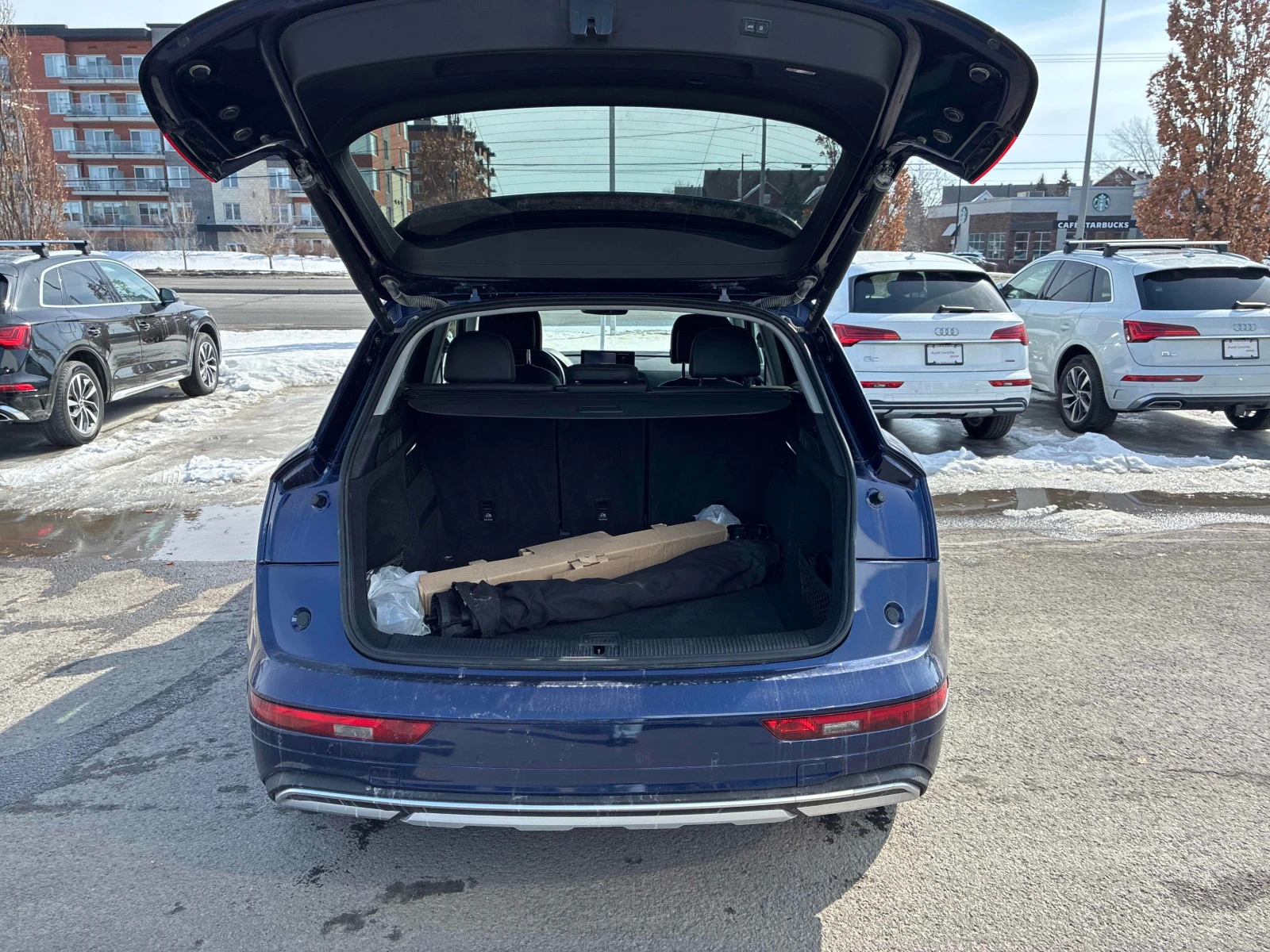 Audi Q5  Komfort CARFAX /LED/ПОДГРЕВИ/PANO/NAVI, снимка 14 - Автомобили и джипове - 53719649