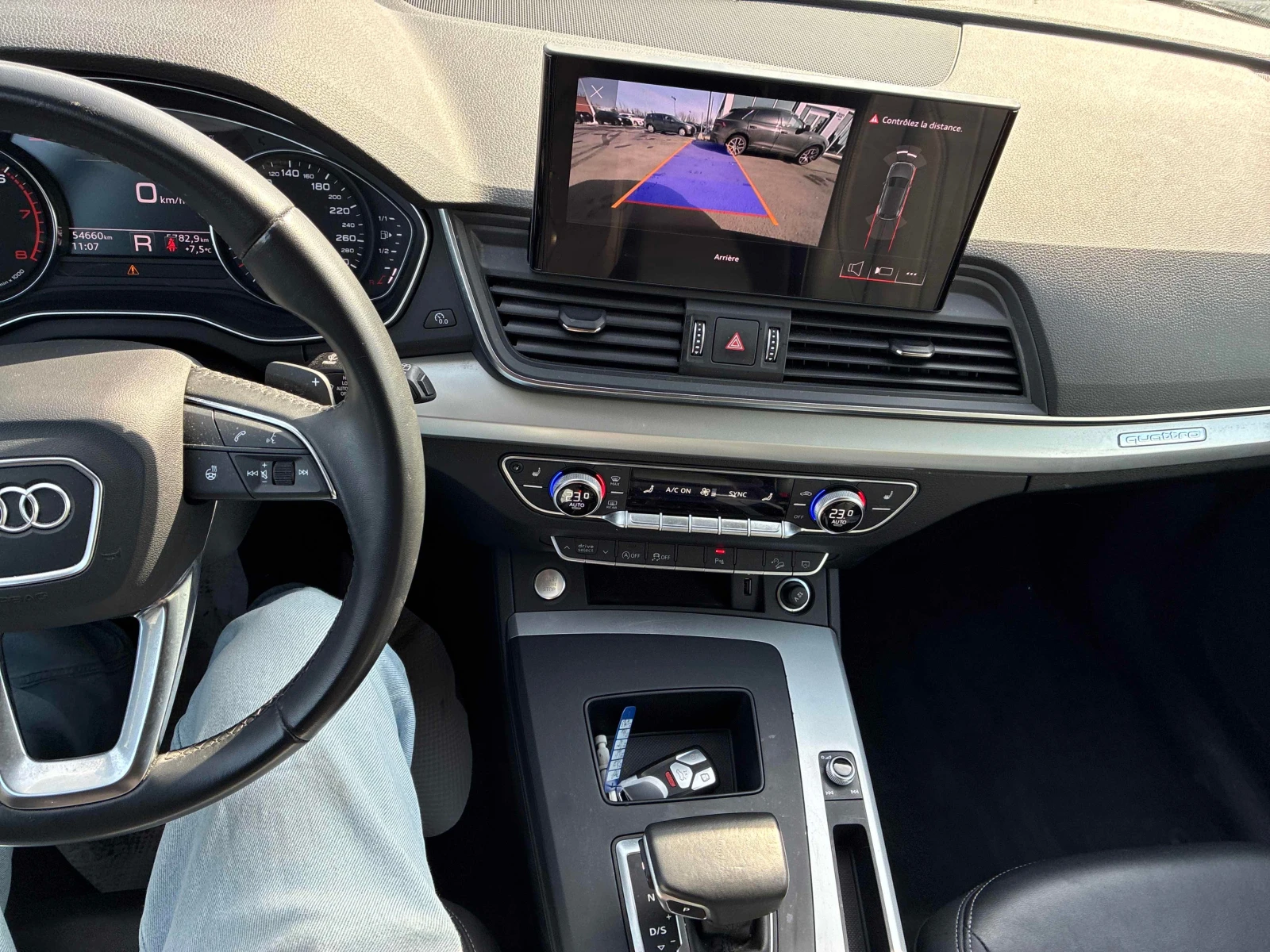 Audi Q5  Komfort CARFAX /LED/ПОДГРЕВИ/PANO/NAVI - изображение 9