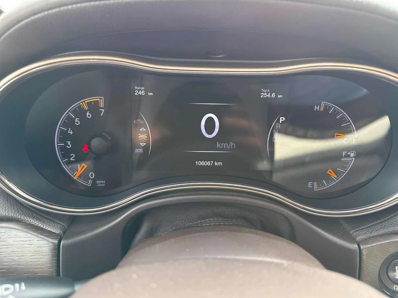 Jeep Grand cherokee Summit/CARFAX/ДИСТРОНИК/ПАНОРАМА/ТАБЛЕТИ, снимка 8 - Автомобили и джипове - 53746325