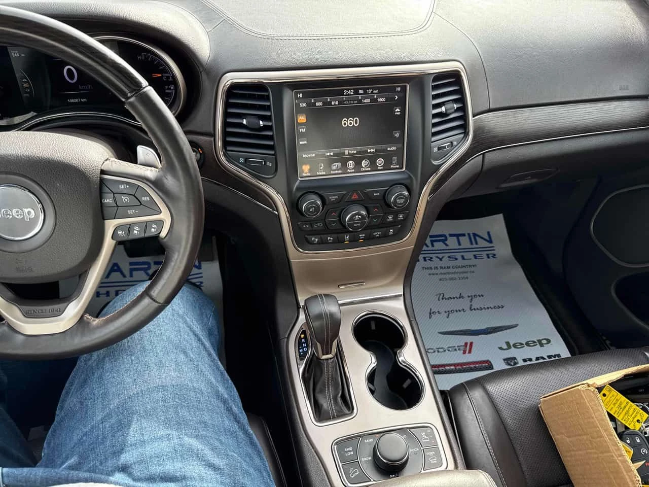 Jeep Grand cherokee Summit/CARFAX/ДИСТРОНИК/ПАНОРАМА/ТАБЛЕТИ, снимка 9 - Автомобили и джипове - 53746325