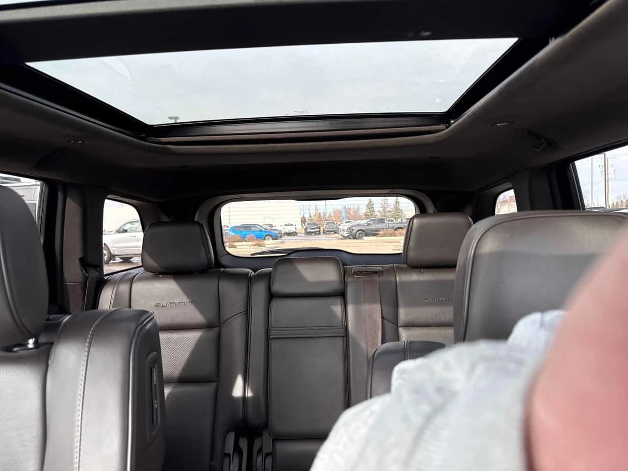 Jeep Grand cherokee Summit/CARFAX/ДИСТРОНИК/ПАНОРАМА/ТАБЛЕТИ, снимка 10 - Автомобили и джипове - 53746325