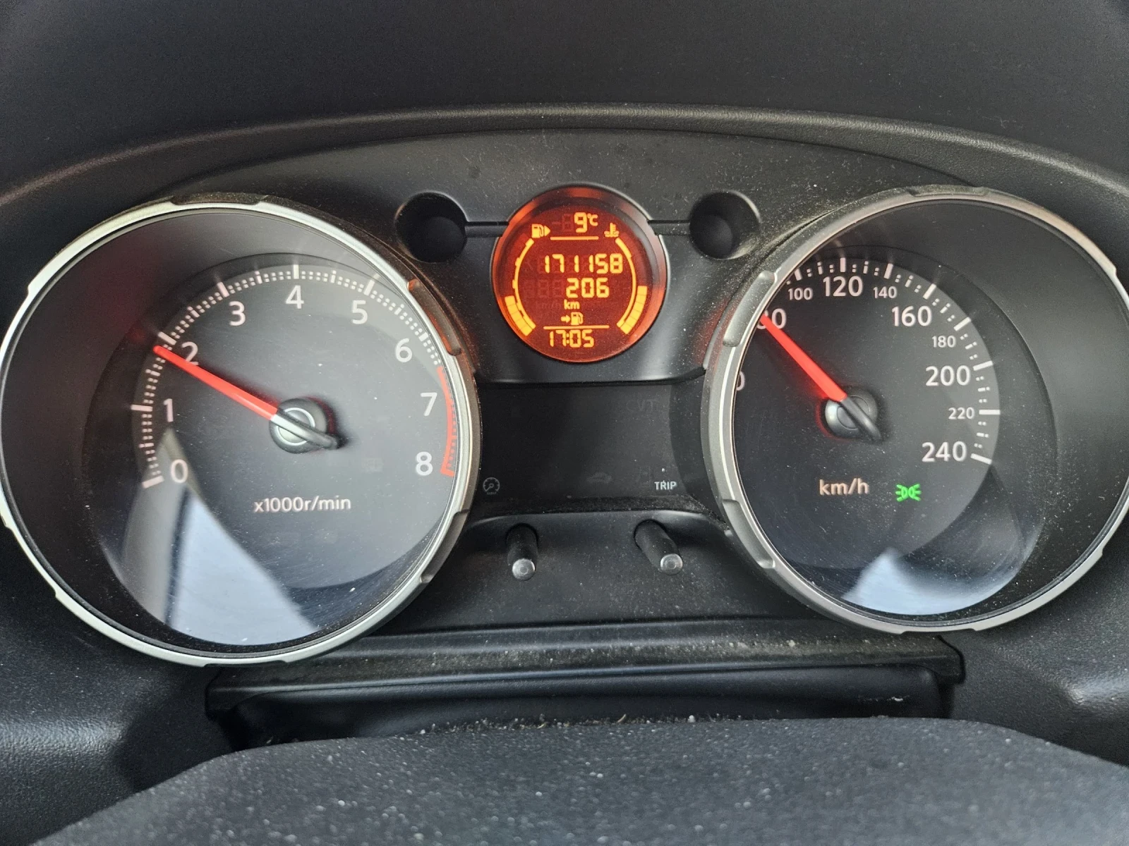 Nissan Qashqai 2.0i 4x4 SWISS EDITION , снимка 12 - Автомобили и джипове - 53782067