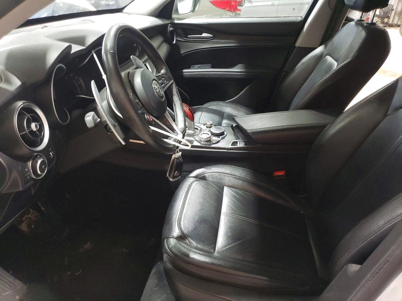 Alfa Romeo Stelvio, снимка 7 - Автомобили и джипове - 53909406