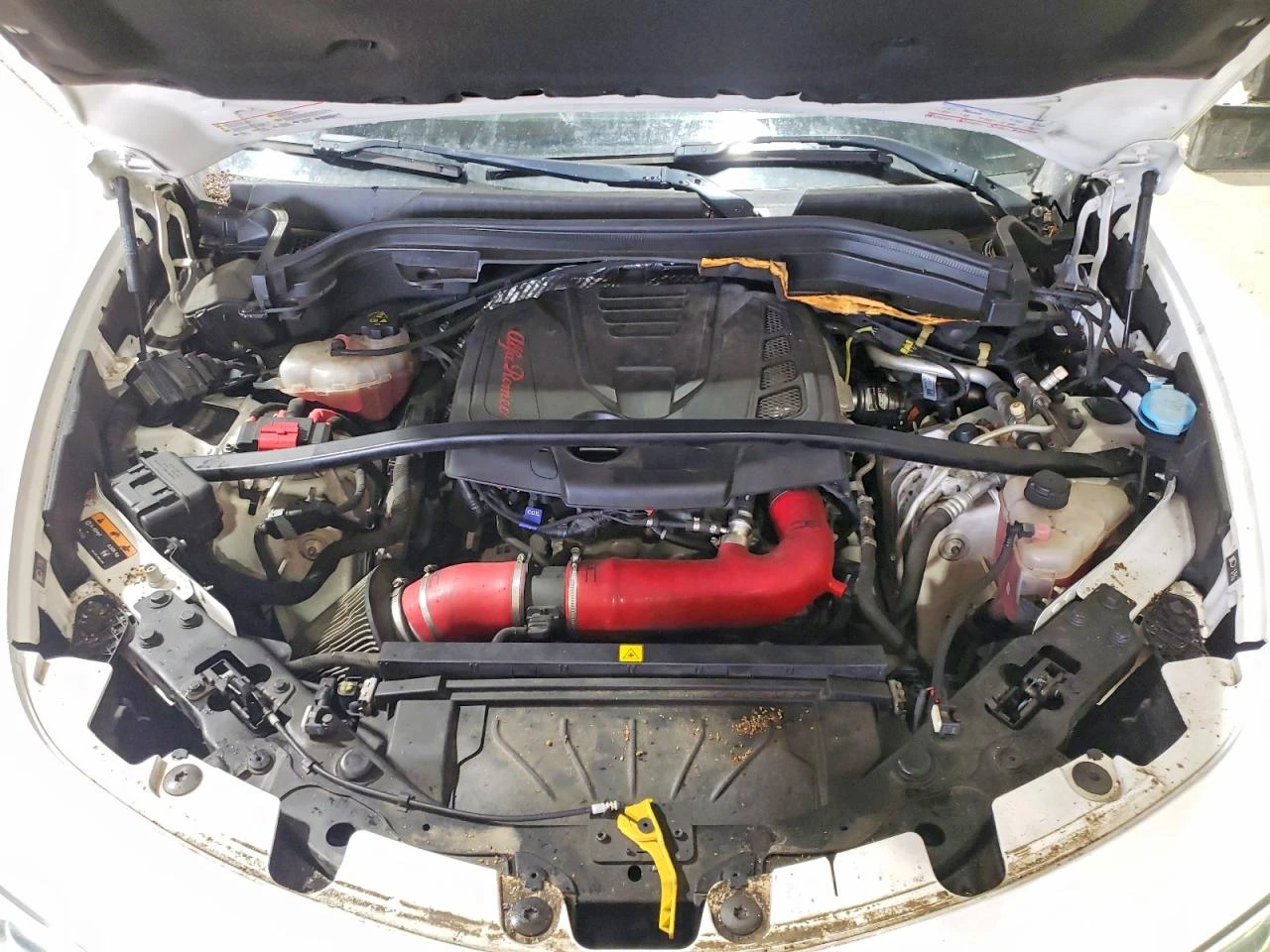 Alfa Romeo Stelvio, снимка 12 - Автомобили и джипове - 53909406