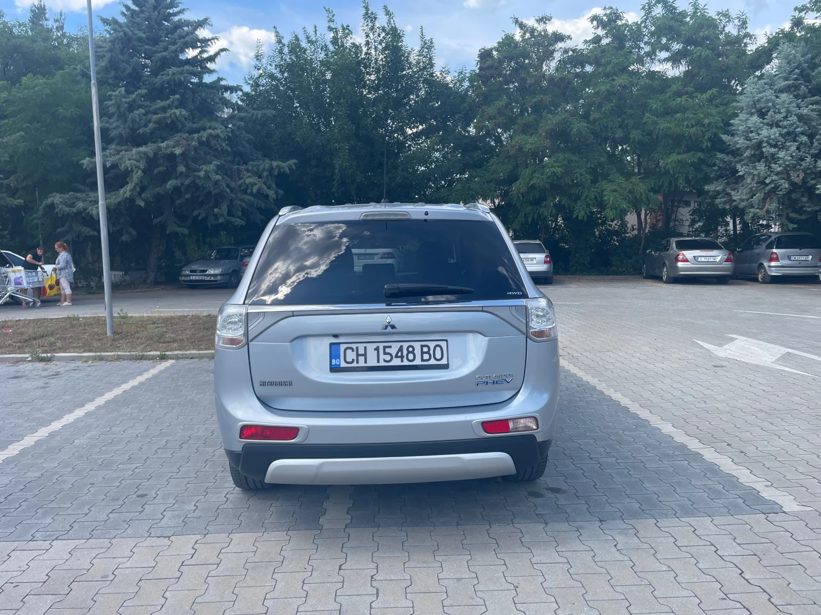 Mitsubishi Outlander, снимка 5 - Автомобили и джипове - 54980831