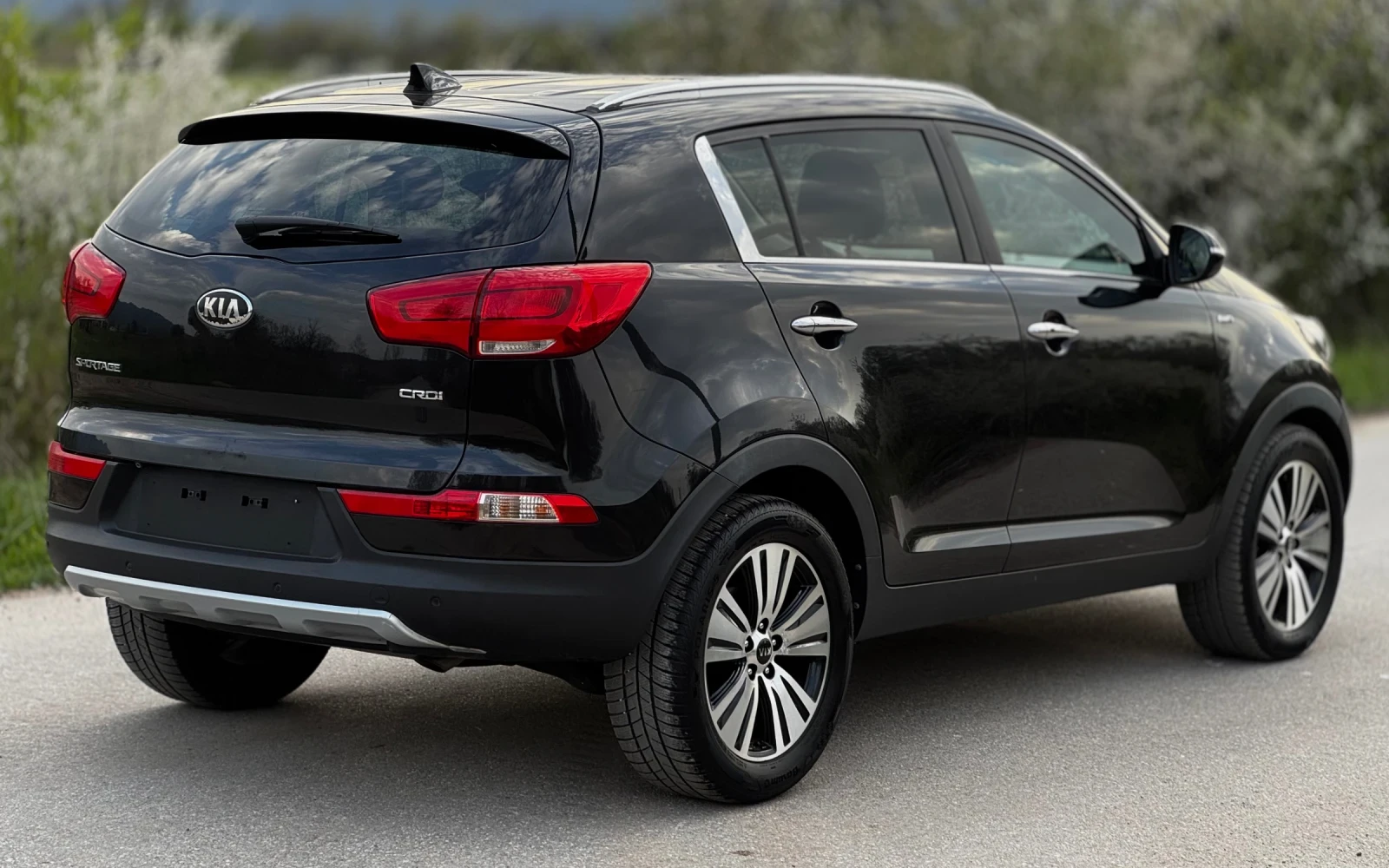 Kia Sportage 2.0CRDI/136кс, снимка 6 - Автомобили и джипове - 54212676