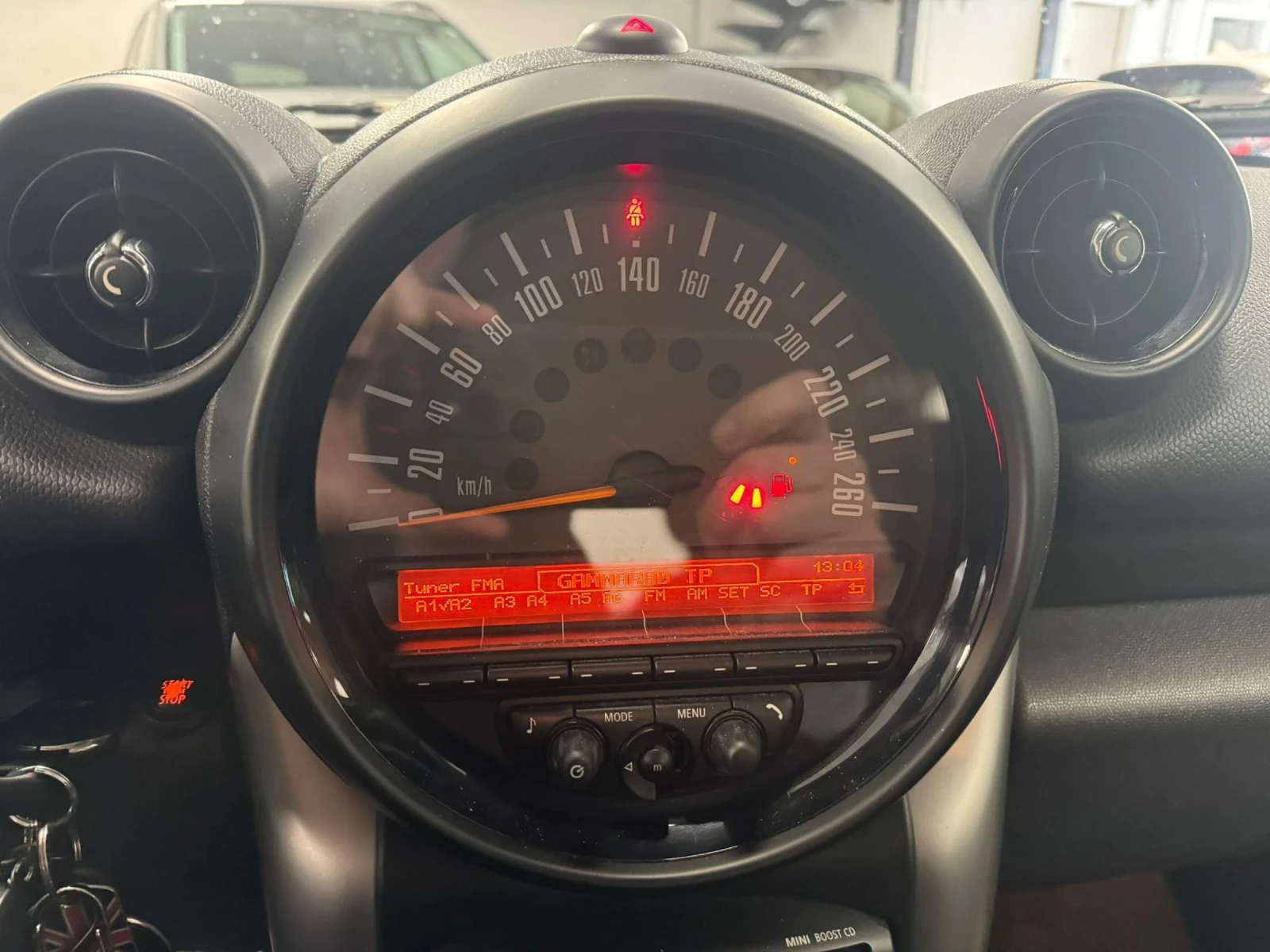 Mini Countryman 2.0 д автоматик, снимка 6 - Автомобили и джипове - 54412046
