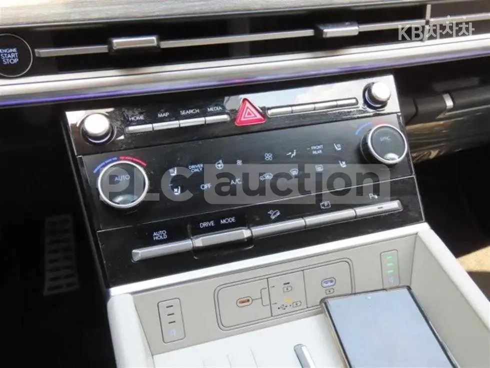 Hyundai Santa fe Hybrid| 7МЕСТА| DIST| КАМЕРА| ОБДУХ| ВКЛ.ТЕХНОТЕСТ, снимка 9 - Автомобили и джипове - 54868271