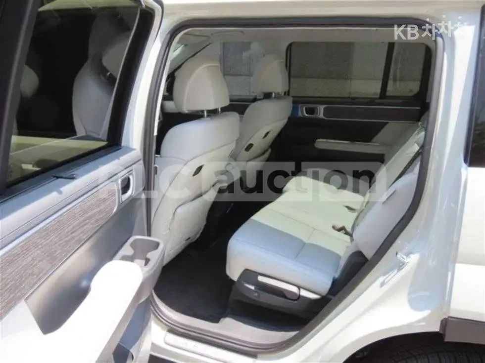 Hyundai Santa fe Hybrid| 7МЕСТА| DIST| КАМЕРА| ОБДУХ| ВКЛ.ТЕХНОТЕСТ, снимка 13 - Автомобили и джипове - 54868271