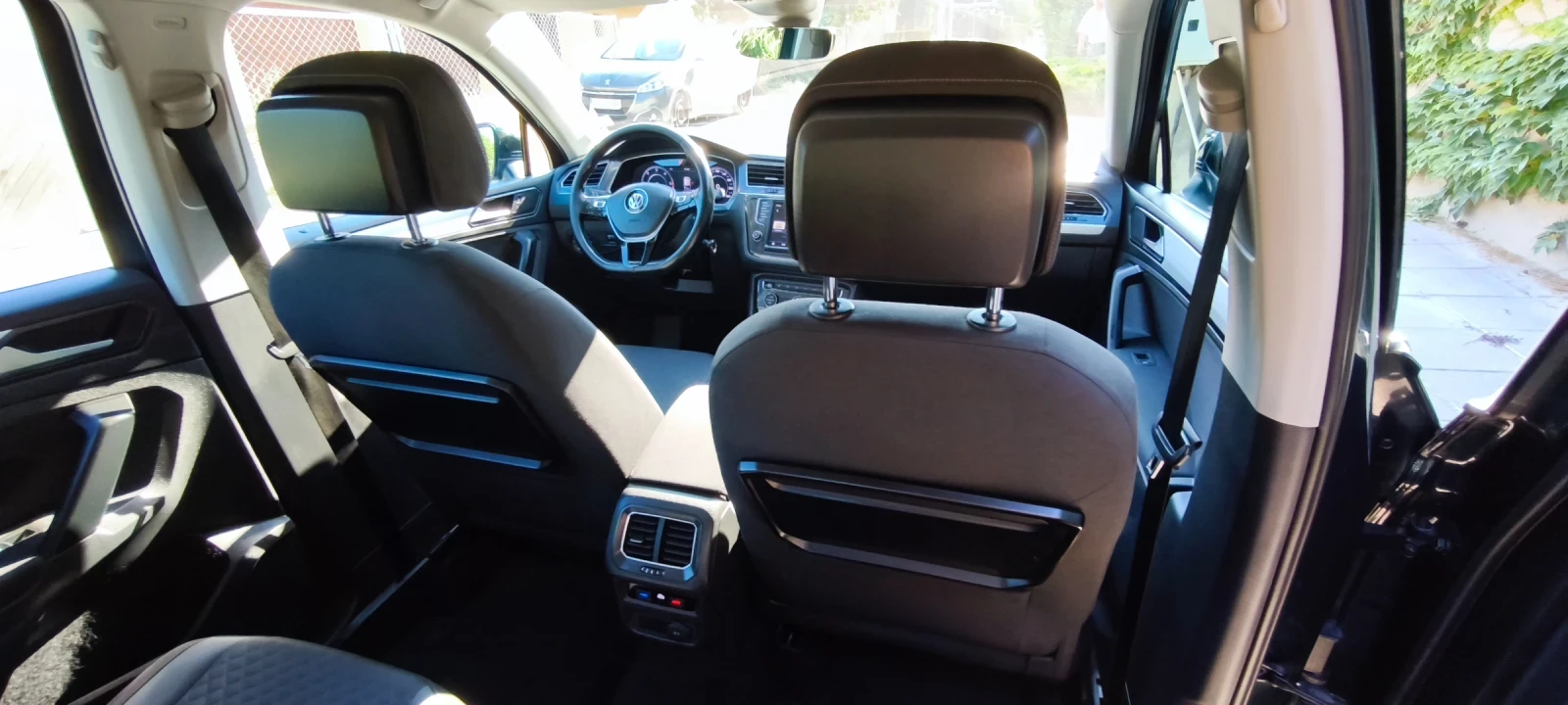 VW Tiguan Comfortline, снимка 8 - Автомобили и джипове - 55250226