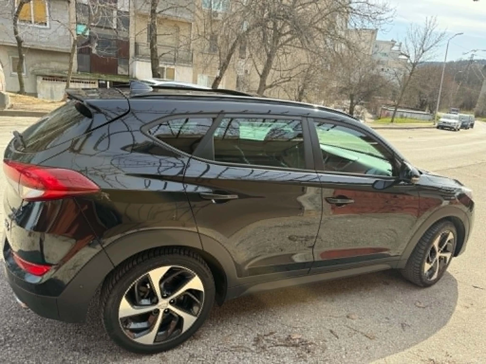 Hyundai Tucson, снимка 4 - Автомобили и джипове - 55499845