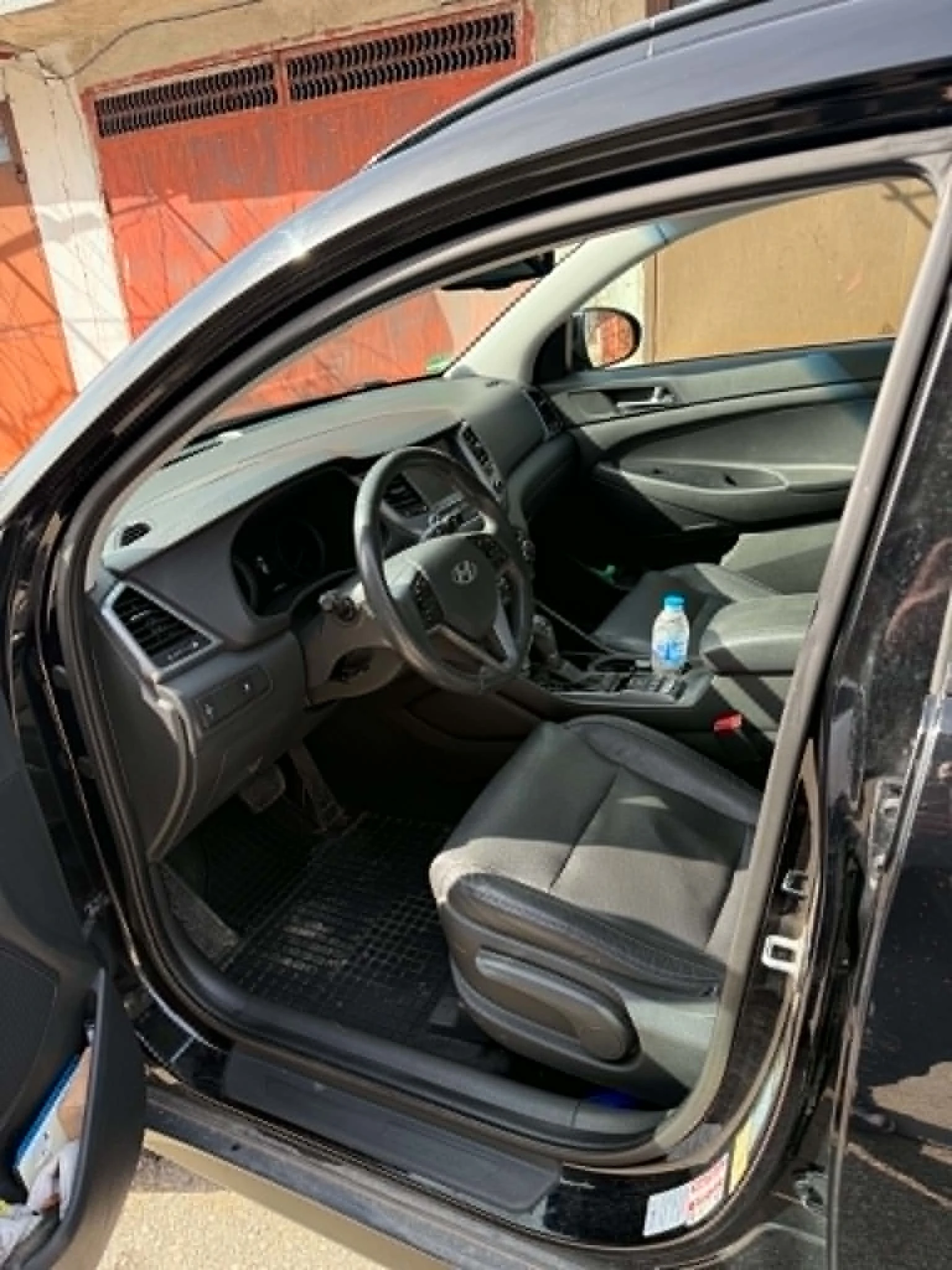 Hyundai Tucson, снимка 12 - Автомобили и джипове - 55499845
