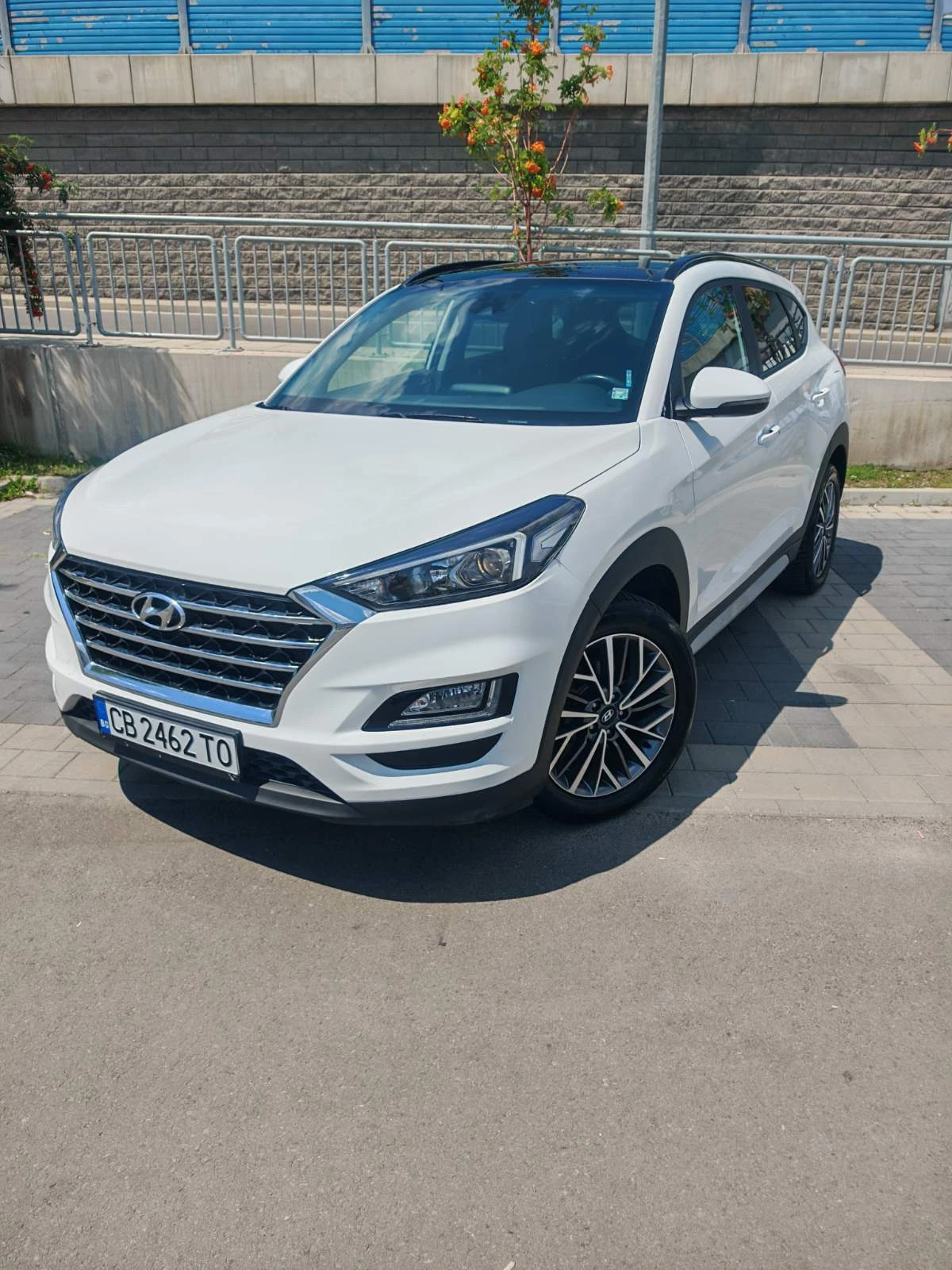 Hyundai Tucson HTRAC/KEYLESS/FULL/PANORAMA/LANE ASIST, снимка 3 - Автомобили и джипове - 55573504