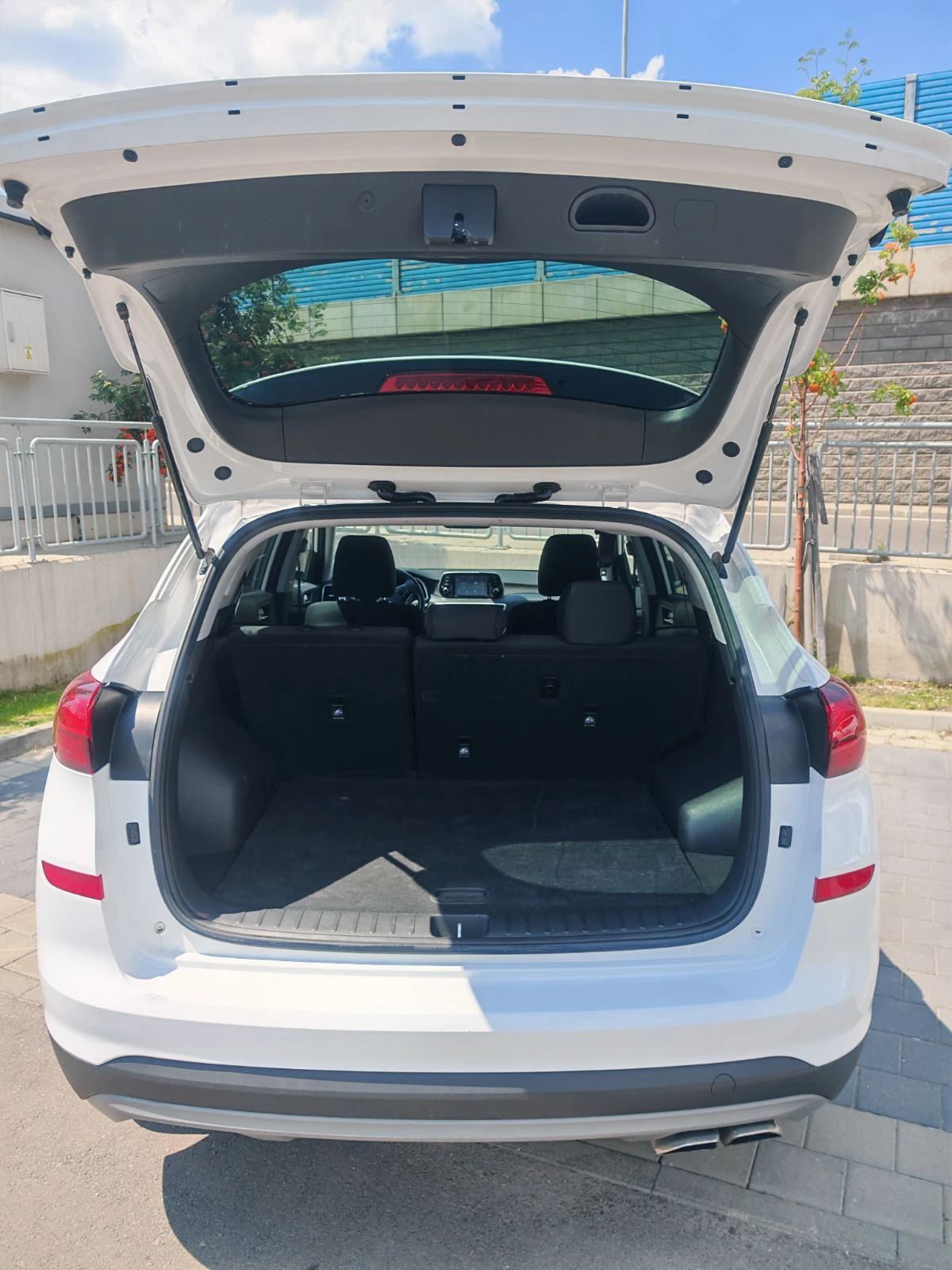 Hyundai Tucson HTRAC/KEYLESS/FULL/PANORAMA/LANE ASIST, снимка 7 - Автомобили и джипове - 55573504