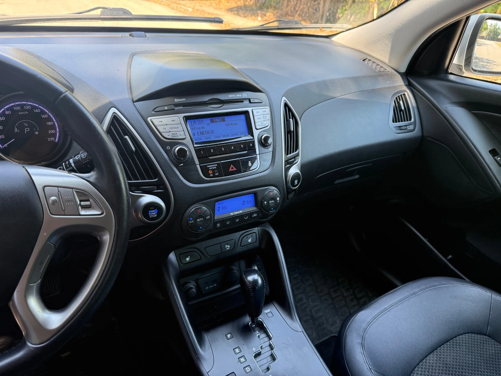 Hyundai IX35 CRDI, снимка 10 - Автомобили и джипове - 55629921
