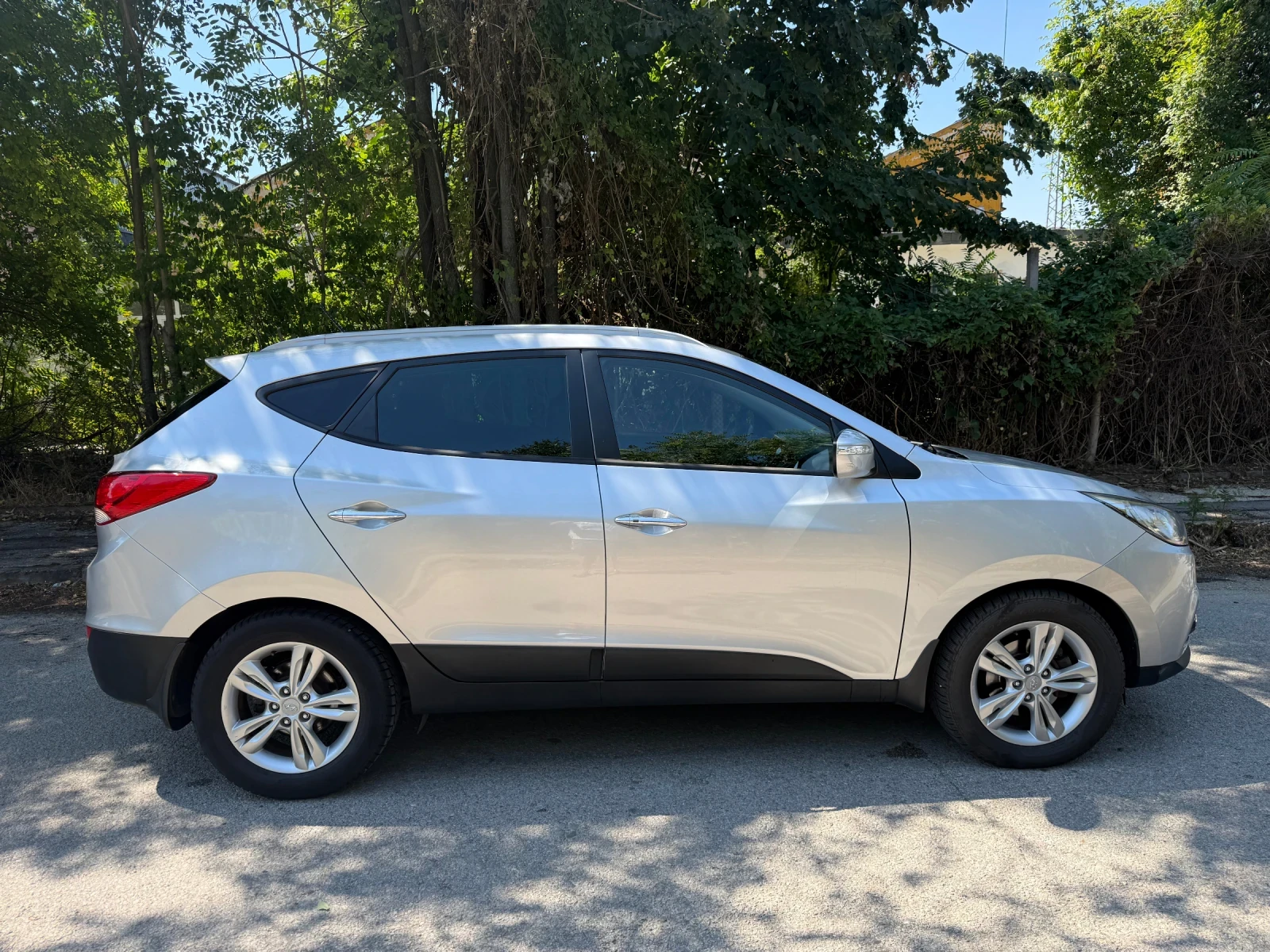 Hyundai IX35 CRDI, снимка 7 - Автомобили и джипове - 55629921