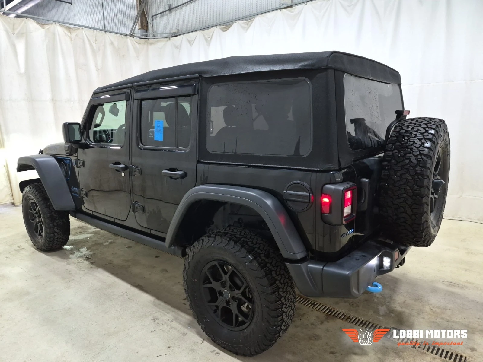 Jeep Wrangler, снимка 4 - Автомобили и джипове - 55955790