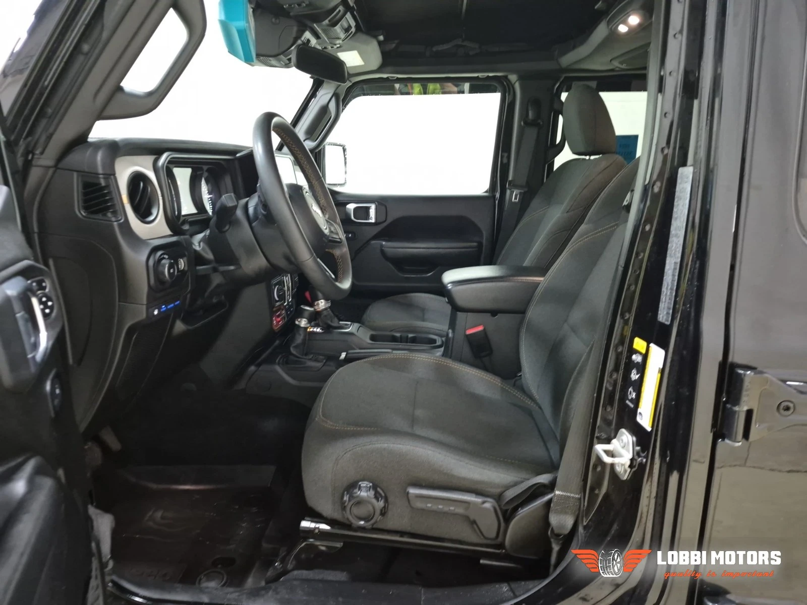 Jeep Wrangler, снимка 5 - Автомобили и джипове - 55955790