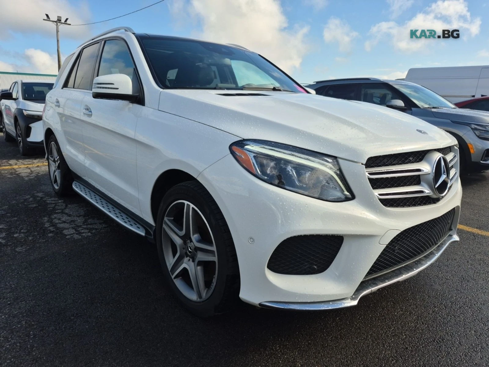 Mercedes-Benz GLE 400 PANO* АвтоКредит* (ЦЕНА ДО БГ)* , снимка 2 - Автомобили и джипове - 55995956