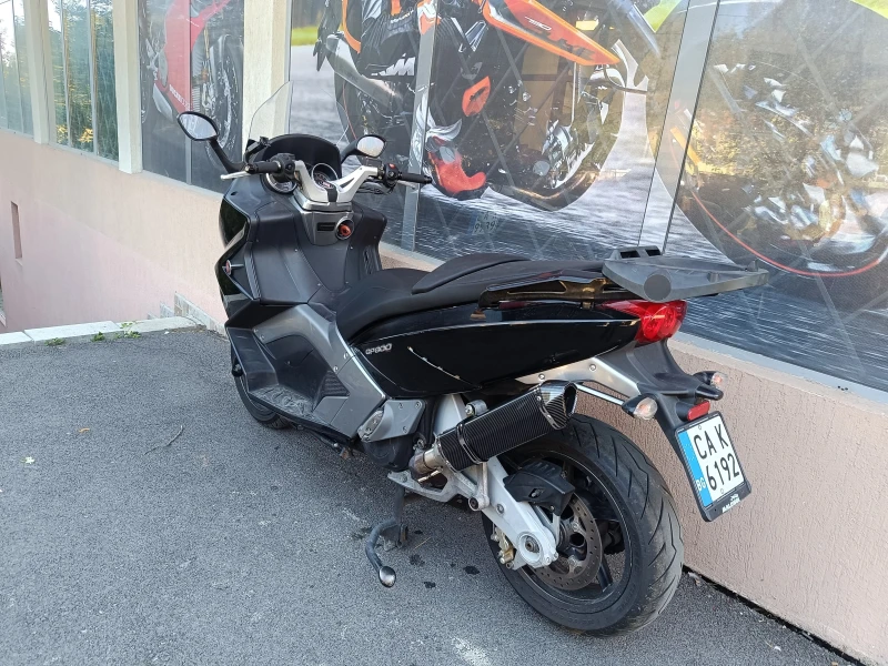 Gilera GP 800, снимка 11 - Мотоциклети и мототехника - 51810098