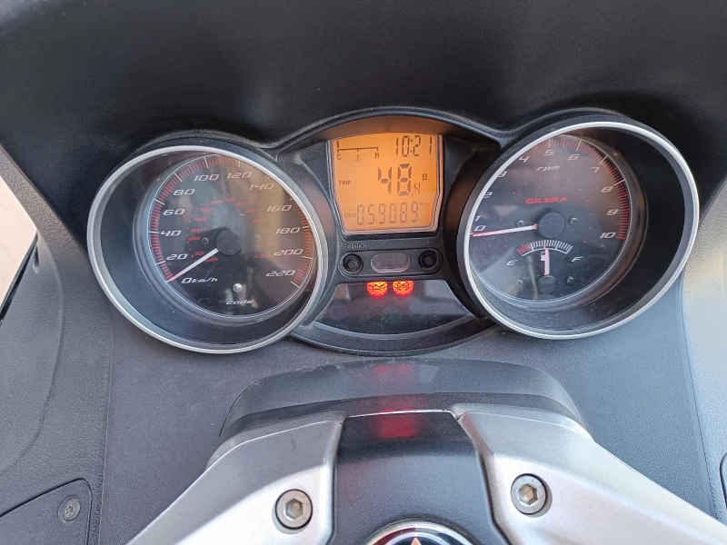 Gilera GP 800, снимка 6 - Мотоциклети и мототехника - 51810098