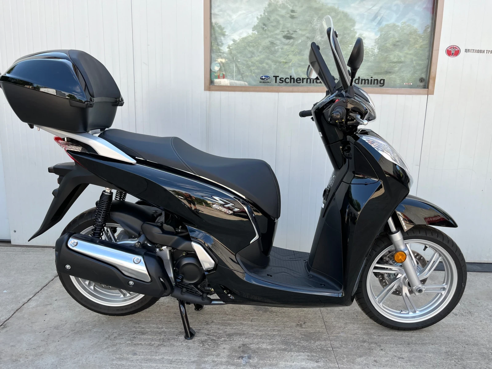 Honda Sh 300i KEYLESS LED нов внос Германия - изображение 5