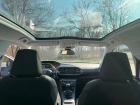 Peugeot 308 SW 1.5 BlueHDI, снимка 12
