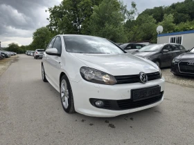 VW Golf 1.6TDI 105к.с R-LINE Топ състояние , снимка 2
