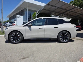 BMW iX xDrive45, снимка 3
