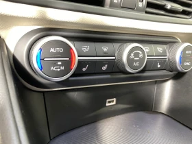 Alfa Romeo Giulia !TI-SPORT!* АвтоКредит* Цена до БГ*  - 34999 лв. / 17894.70 € - 35845465 16