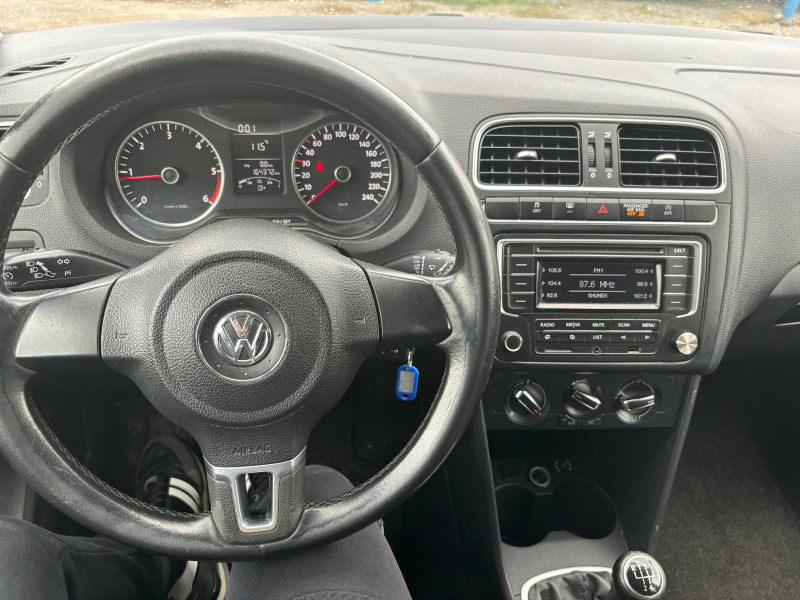 VW Polo 1.2, снимка 11 - Автомобили и джипове - 44259263