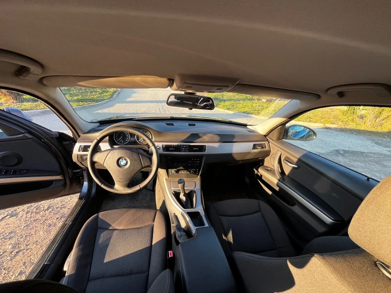 BMW 320 d 6ск. перфектна , снимка 7 - Автомобили и джипове - 49411570