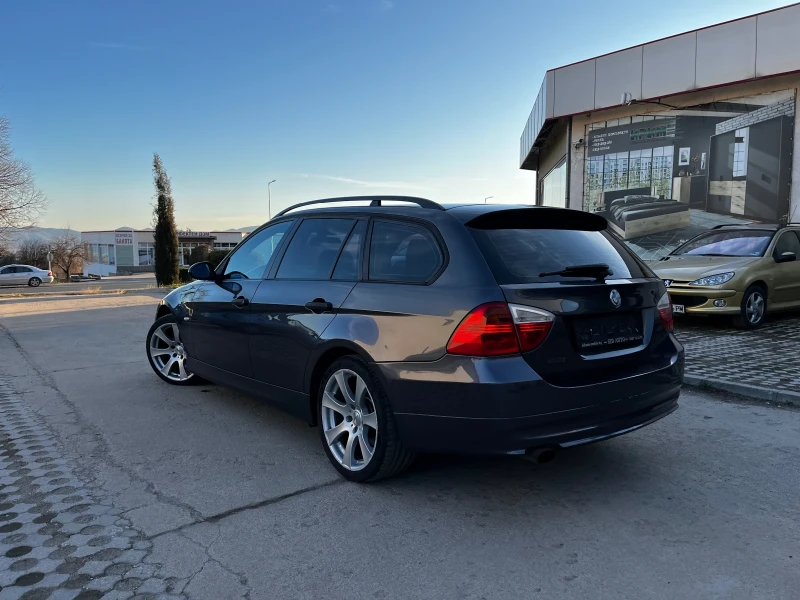BMW 320 d 6ск. перфектна , снимка 3 - Автомобили и джипове - 49411570