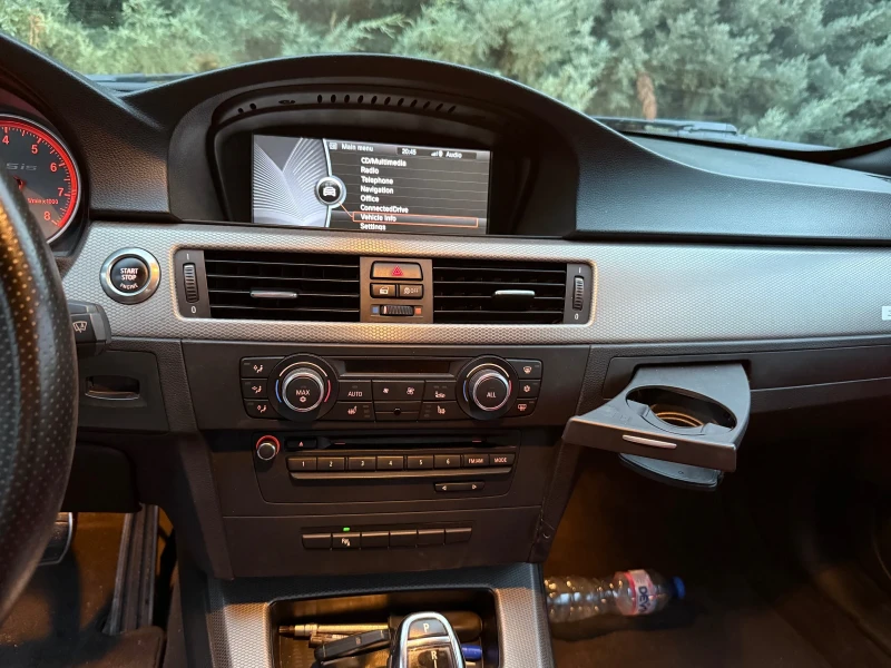 BMW 335 IS 148000km Без Аналог, снимка 9 - Автомобили и джипове - 51121919