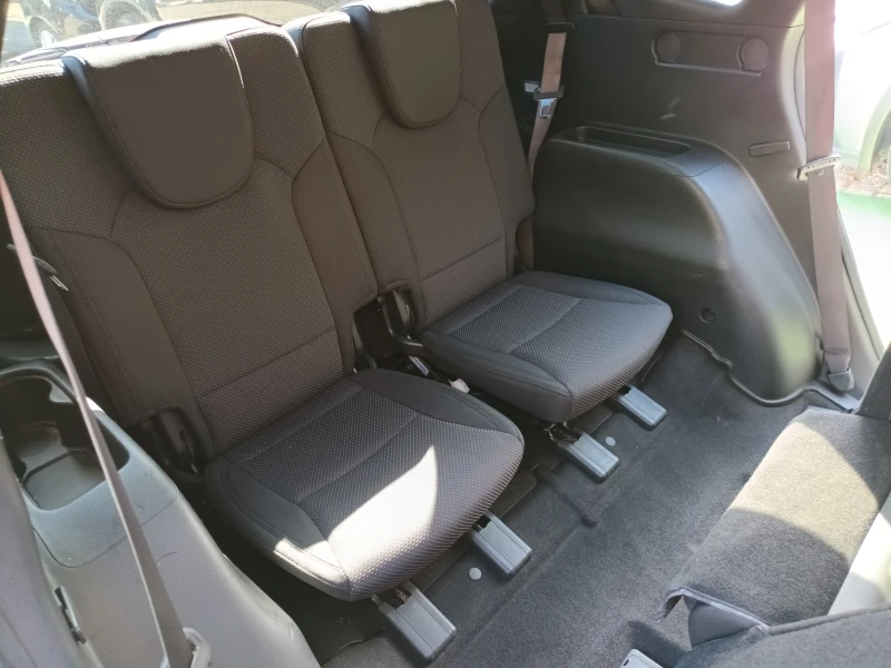 Kia Carens 7 места/Автомат, снимка 11 - Автомобили и джипове - 52066050