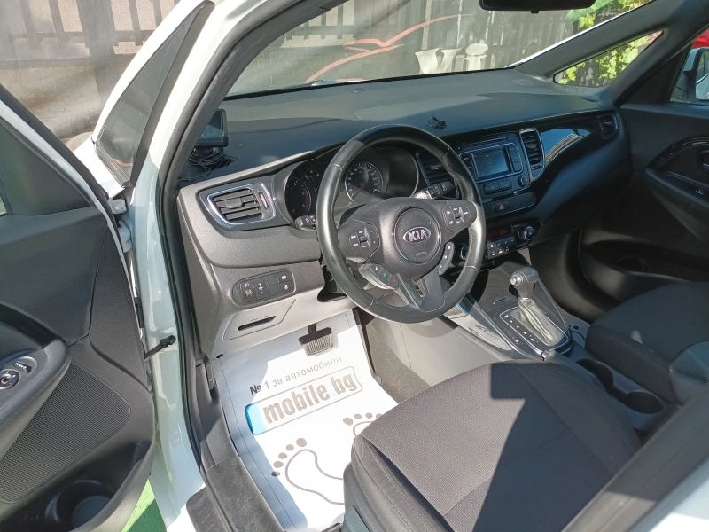 Kia Carens 7 места/Автомат, снимка 6 - Автомобили и джипове - 52066050