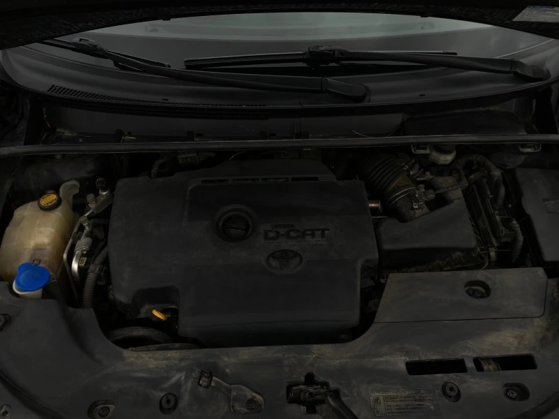 Toyota Verso, снимка 13 - Автомобили и джипове - 52372817