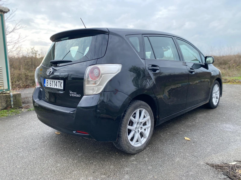 Toyota Verso, снимка 5 - Автомобили и джипове - 52372817