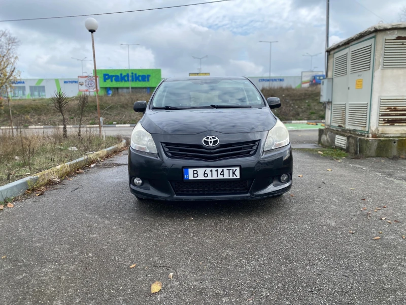 Toyota Verso, снимка 3 - Автомобили и джипове - 52372817