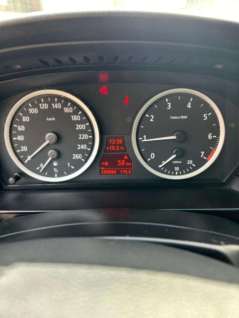 BMW 523, снимка 8 - Автомобили и джипове - 52447452