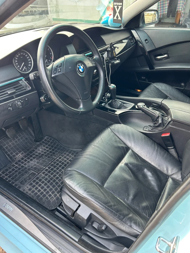 BMW 523, снимка 9 - Автомобили и джипове - 52447452