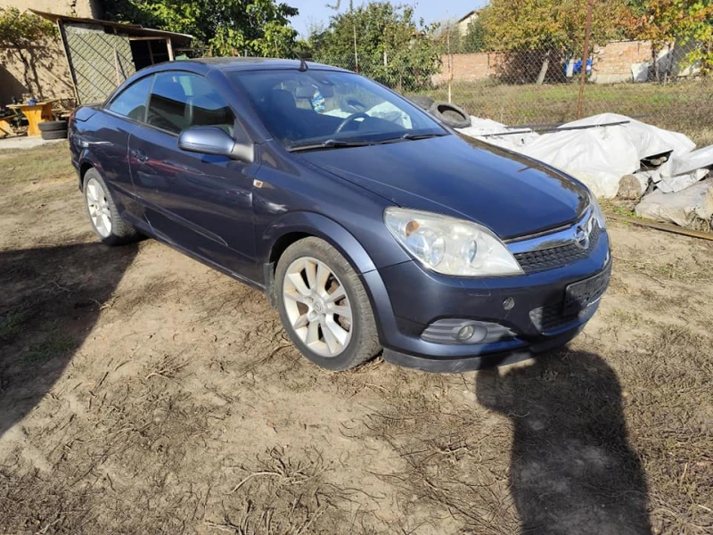 Opel Astra 1.9 Cabrio 