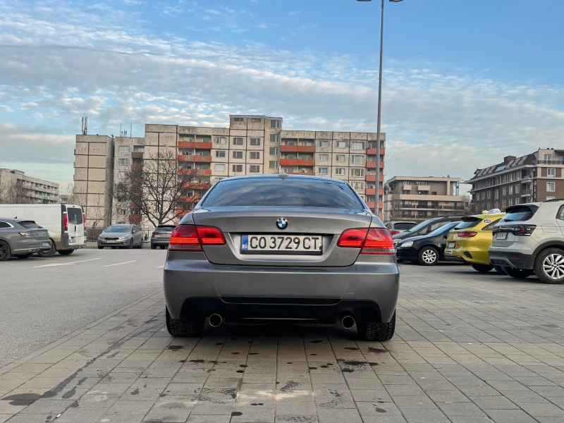 BMW 320, снимка 8 - Автомобили и джипове - 52830349
