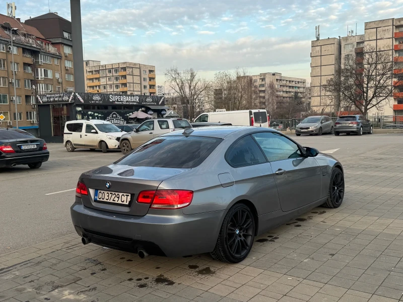 BMW 320, снимка 6 - Автомобили и джипове - 52830349