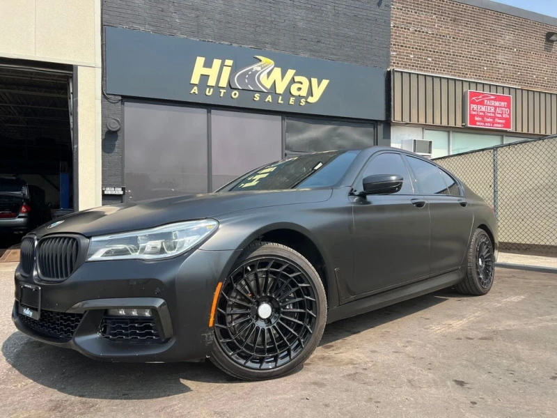 BMW 750 * xDRIVE 360 CAMERA | FULLY LOADED * CARFAX * ЦЕНА, снимка 2 - Автомобили и джипове - 52991734