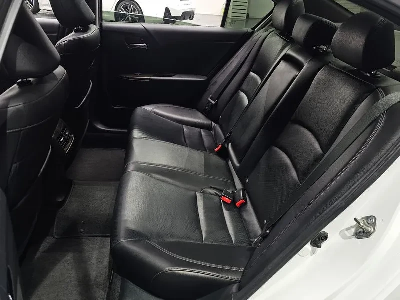 Honda Accord 2.4, снимка 11 - Автомобили и джипове - 54253391