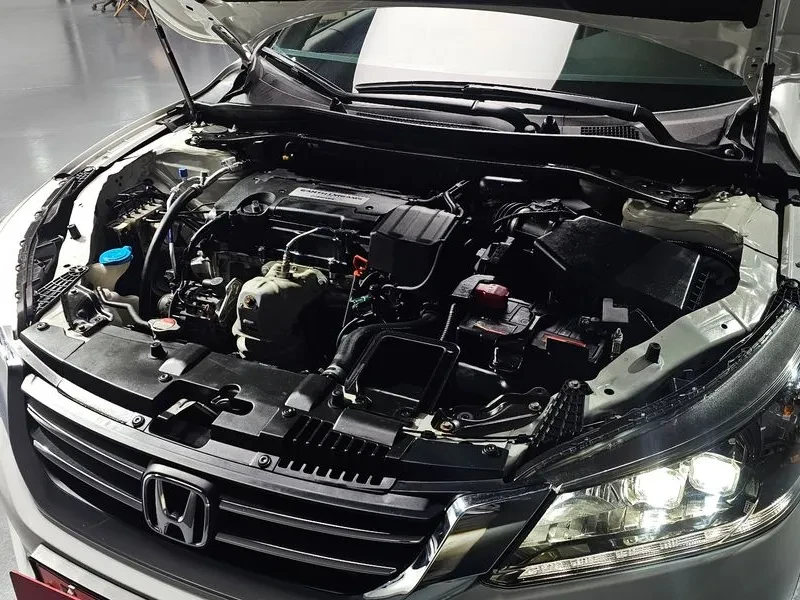 Honda Accord 2.4, снимка 6 - Автомобили и джипове - 54253391