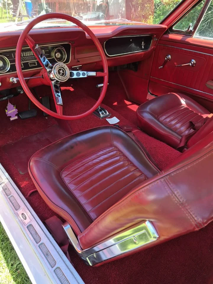 Ford Mustang * AвтоКредит * (ЦЕНА ДО БГ), снимка 13 - Автомобили и джипове - 55091005