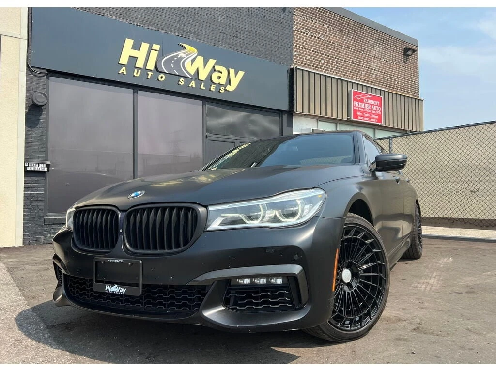 BMW 750 * xDRIVE 360 CAMERA | FULLY LOADED * CARFAX * ЦЕНА, снимка 1
