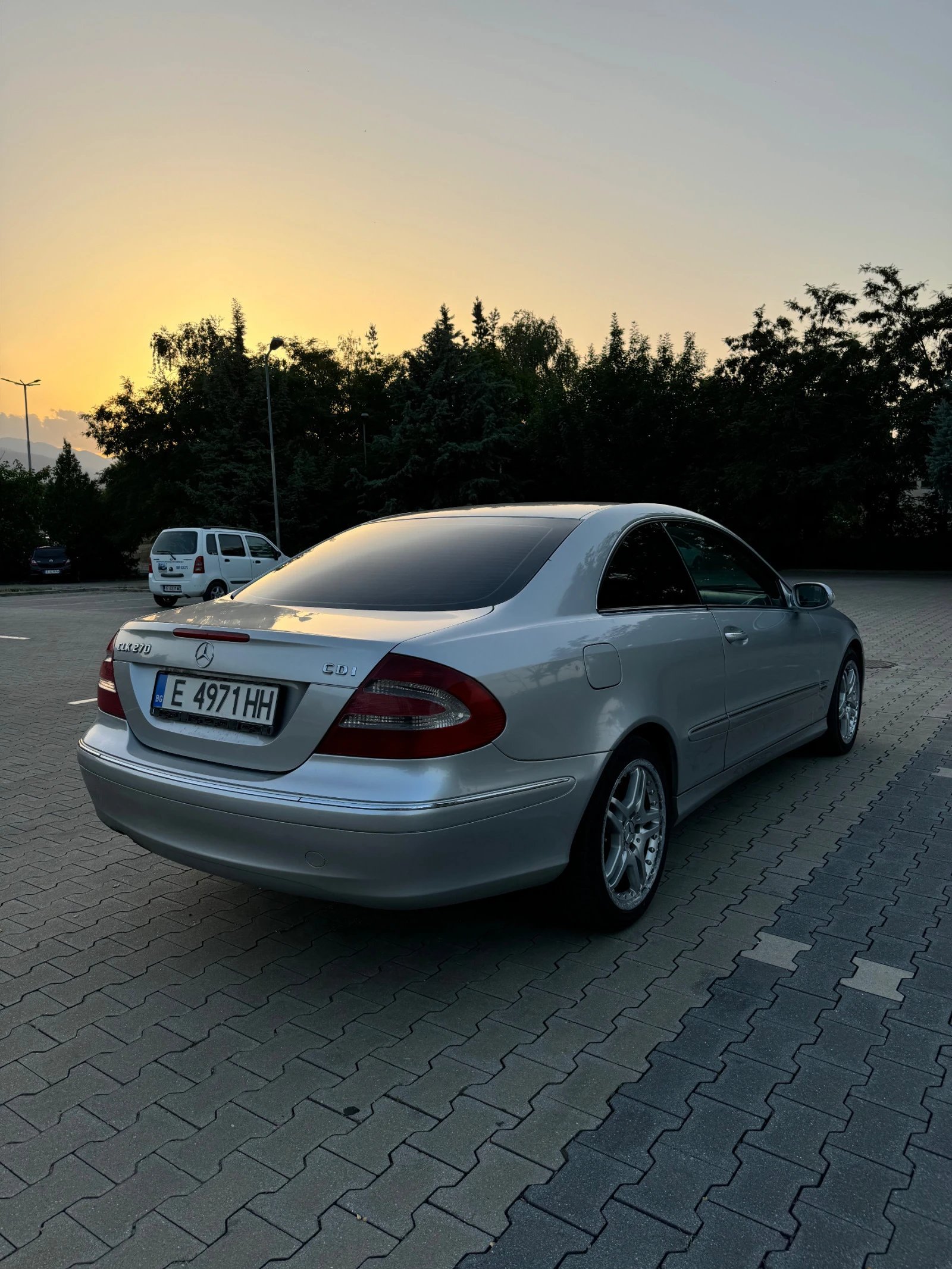 Mercedes-Benz CLK 270 CDI - изображение 4